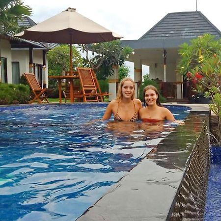 Wk Gamat Garden Hotel Toyapakeh Bagian luar foto